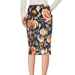 BLUMARINE BLUGIRL FOLIES Pencil  Skirt Dark Blue Floral Size 2 Brand New NWT